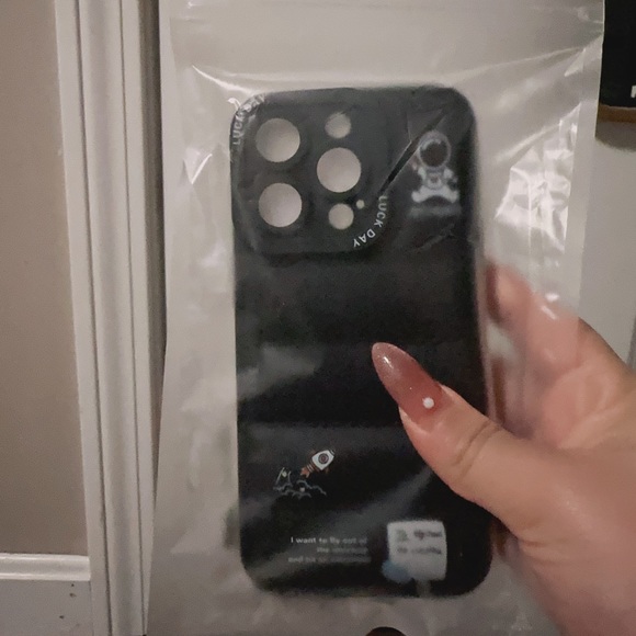 Brand new iPhone 14 Pro case - Picture 3 of 4